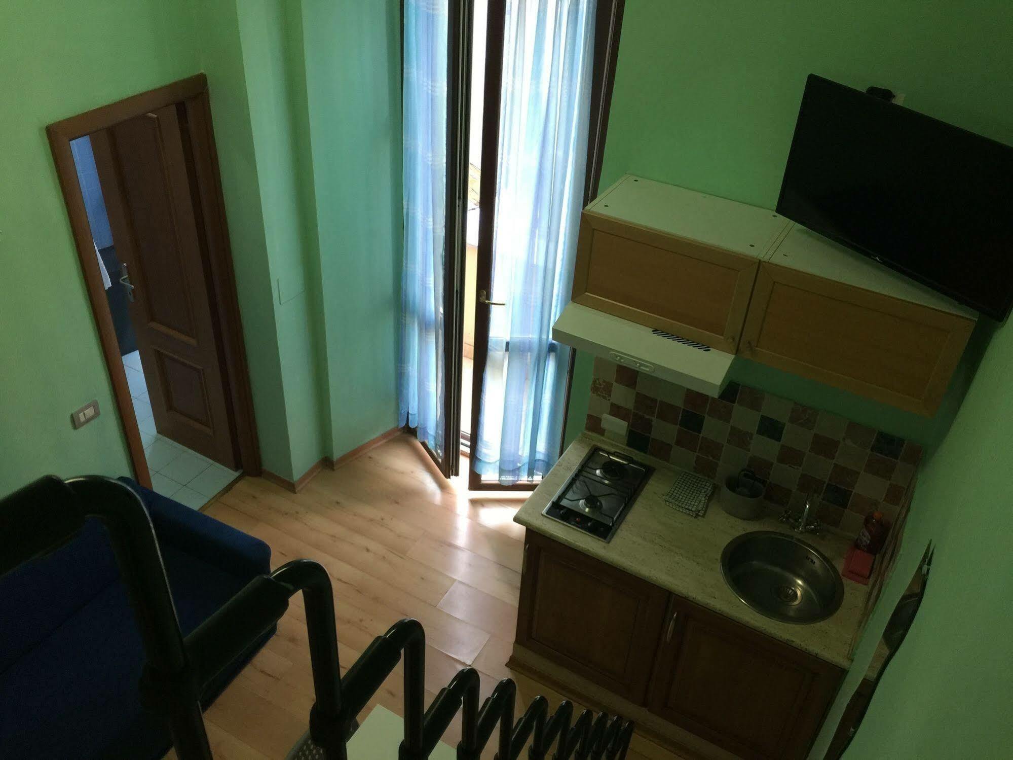 Moonlight Suite Рим Екстер'єр фото